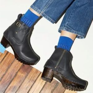 No. 6 Black Heeled Boots